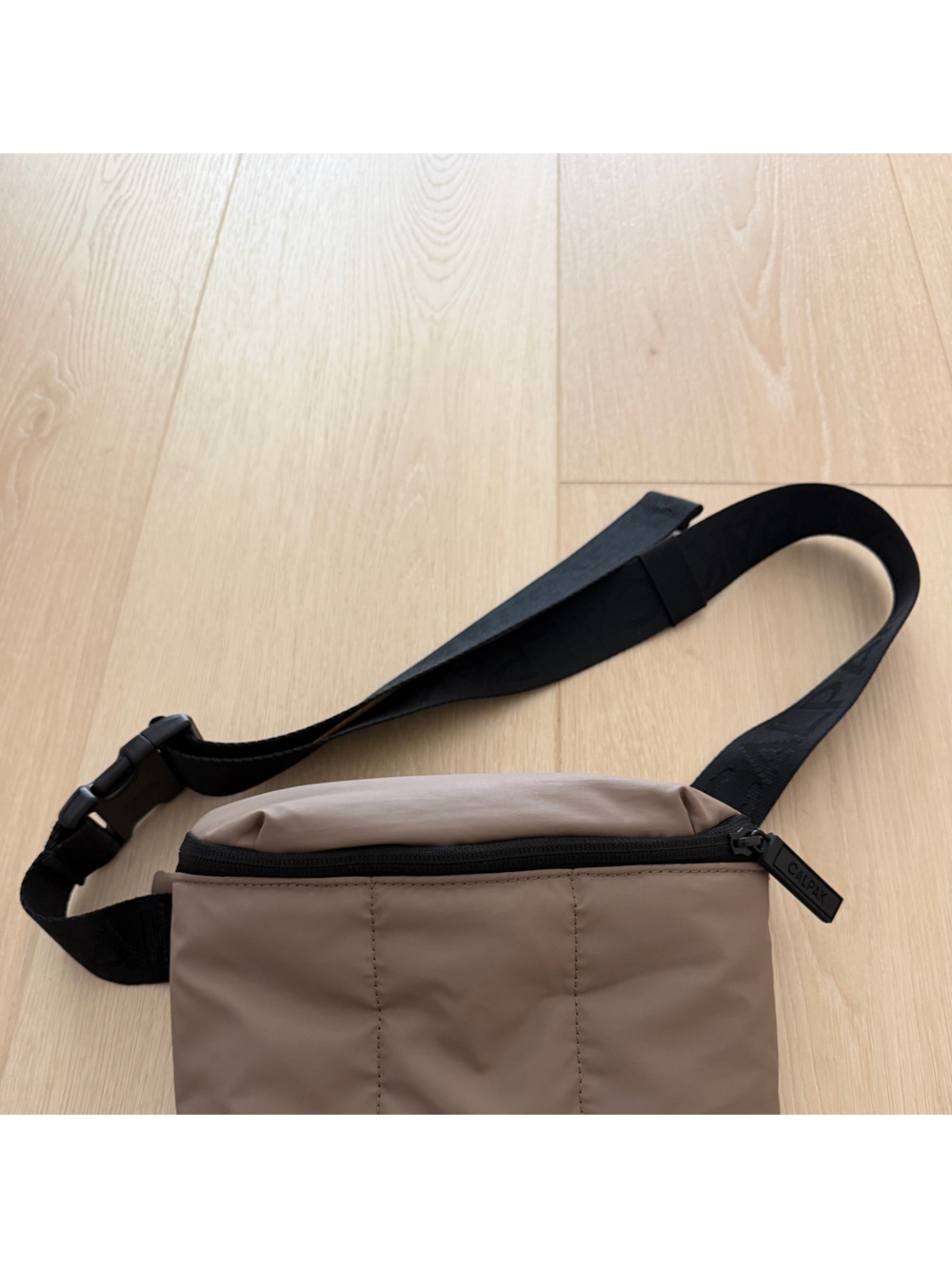 Calpak Luka Mini Belt bag chocolate